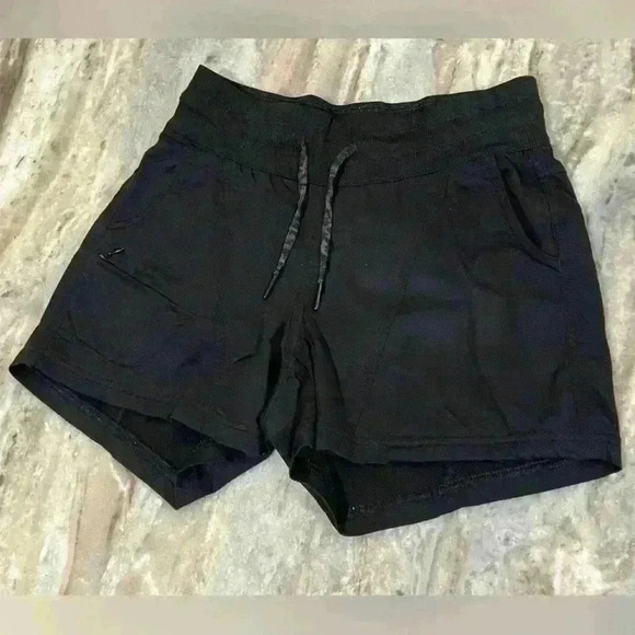 The North Face Pants - Women’s The North Face black activewear drawstring shorts. Size XS